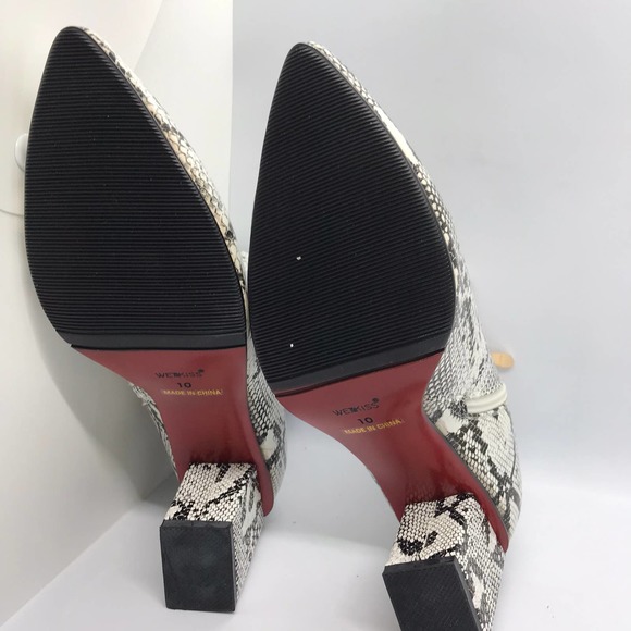 WetKiss Snake Skin Boots With Chunky Block Mid Heels  Size 10 - Picture 9 of 10